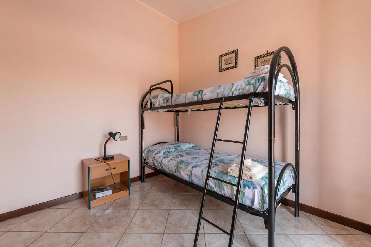 Villa Tara House Pula 0*,  Italia